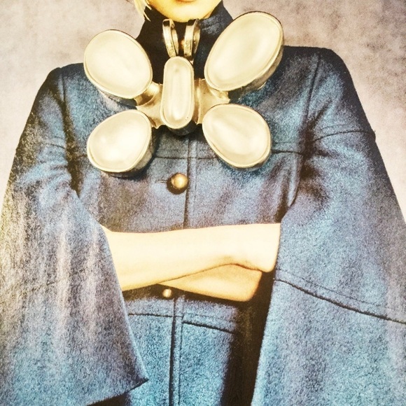 Rebecca Collins butterfly brooch clip pendant - Picture 5 of 15